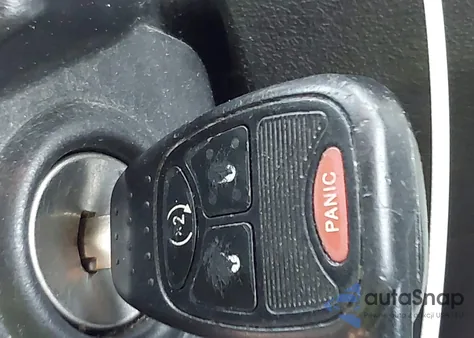 2014 Jeep Compass Latitude из США, поврежденный, VIN 1C4NJDEB4ED718395